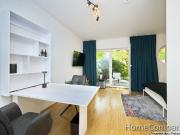 Schickes Apartment mit Terrasse und separater Küche in...