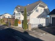 Schickes Zweifamilienhaus in sonniger Zentrumslage,...