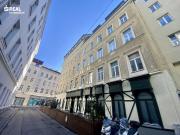 Schlossquadrat, Dachausbau 2 Zimmer, Einbauküche