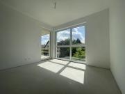 Schlüsselfertig: Sonnige Wohnung mit zwei Balkonen!