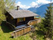 Schmuckes möbliertes Ferienchalet an Traumlage