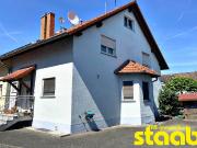 SCHMUCKSTÜCK IN KLEINOSTHEIM DOPPELHAUSHÄLFTE MIT...