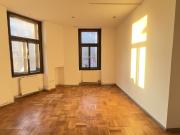 Schnapp dir die unsanierte Altbau Wohnung