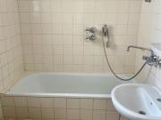 Schö­ne 2 Zim­mer Woh­nung mit Bal­kon am Kli­ni­kum zu...