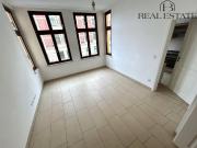 Schöne 2 Raumwohnung in Stadtfeld mit Einbauküche !