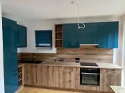 Schöne 2 Z. Wohnung mit Tiefgarage, Terrasse u. kl....
