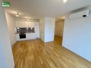 Schöne 2 Zimmer Wohnung mit großer Terrasse in zentraler...