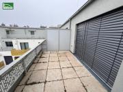 Schöne 2 Zimmer Wohnung mit großer Terrasse in zentraler...