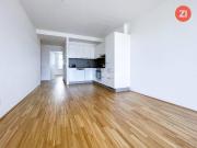 Schöne 2 Zimmer Wohnung mit Küche und Balkon im Zentrum