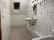 Schöne 2 Zimmer Wohnung mit Riesen Dachterrasse