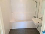 Schöne 2 Zimmerwohnung bei der Millennium City! Schöne 2 Zimmerwohnung bei der Millennium City!