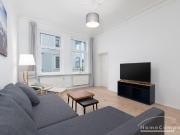 Schöne 3 Zi. Wohnung im 2. OG eines Mehrfamilienhauses...