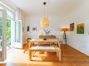 Schöne 3 Zimmer Altbauwohnung mit Bakon in Hamurg Eimsbüttel