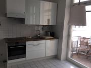 Schöne 3 Zimmer Altbauwohnung mit Balkon WG geeignet