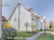 Schöne 3 Zimmer DG Wohnung in ruhiger zweiter Baureihe