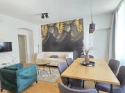 Schöne 3 Zimmer Wohnung, komplett Neu saniert vor einem Jahr