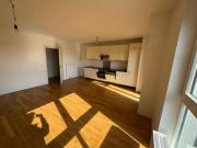 Schöne 3 Zimmer Wohnung mit Küche WARMMIETE WARMWASSER...