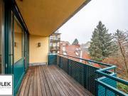 Schöne 3 Zimmer Wohnung mit separater Küche & Esszimmer...