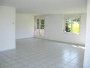 Schöne 4 1/2 Zimmer Wohnung