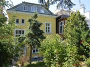 Schöne 4,5 Zimmer Altbau Villenetage mit Gartennutzung...