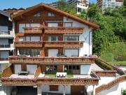 Schöne 4.5 Zimmer Wohnung mit grossen Terrassen und Aussicht