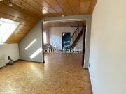 Schöne 4 Zimmer DG Wohnung zu vermieten