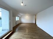 Schöne 4 Zimmer Wohnung mit Freifläche in 1060 Wien!