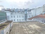 Schöne 4 Zimmer Wohnung mit große Terrasse. WG möglich