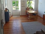 Schöne Altbau Etagen Wohnung mit Balkon im 2.OG in...