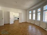SCHÖNE ALTBAUWOHNUNG