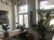 Schöne Altbauwohnung 3 Zimmer mit Einbauküche und Balkon