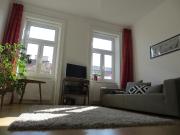 Schöne Altbauwohnung in zentraler Lage zu vermieten Schöne Altbauwohnung in zentraler Lage zu vermieten