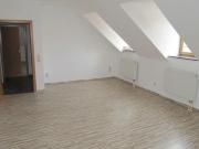 Schöne Dachgeschoss Wohnung in bester Citylage