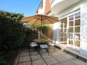 Schöne doppelhaushälfte mit pflegeleichtem garten,...