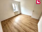Schöne Erdgeschoß Wohnung mit Loggia