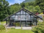 Schöne freistehende Villa Huf Haus mit 6,5 Zimmern