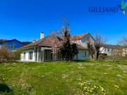 Schöne freistehende Villa mit 5,5 Zimmern und Studio im...