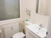 Schöne Garçonnière mit Einbauküche und Parkplatz in...