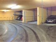 Schöne Garagenplätze bei der U3 Hütteldorfer Straße