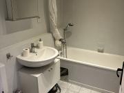 Schöne, große 3 Zimmer Wohnung mit Loggien nähe Schloss...