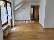 Schöne, großzügige DG Wohnung in ruhiger Lage