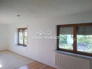 Schöne, helle 2 Zi Wohnung mit Autoabstellplatz in Ulm...