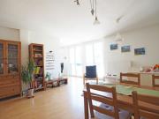 Schöne, helle 2 Zi. Wohnung mit Balkon