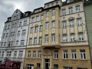 Schöne helle 3 Raum Whg. im 1. OG mit Balkon, Laminat...