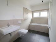 Schöne, helle 3 Zimmer Wohnung mit Balkon in der Lincoln...