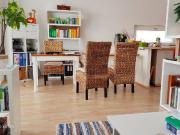 Schöne, helle 3 Zimmer Wohnung mit Terrasse