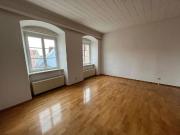 Schöne, lichtdurchflutete 4 Zimmer Wohnung