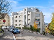 Schöne, lichtdurchflutete 8.5 Zimmerwohnung im Kreis 7