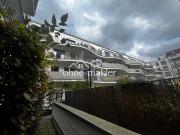 Schöne, lichtdurchflutete voll möbilierte zwei Zimmer...