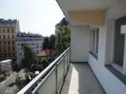 Schöne Loggia Wohnung mit Potenzial in ruhiger Lage nahe...
